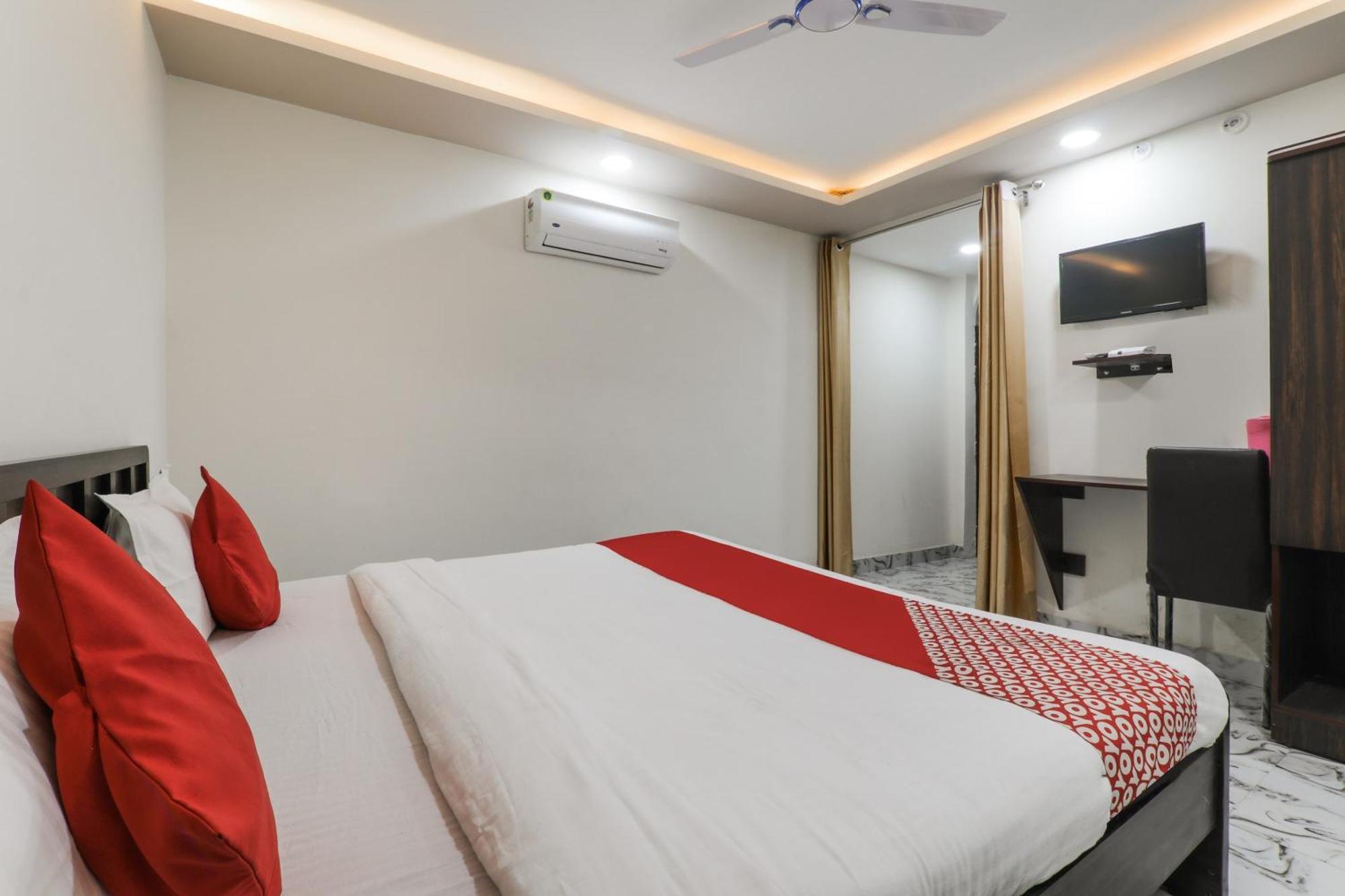 Bijnaur Hotel O Aastha Near Chaudhary Charan Singh International Airport מראה חיצוני תמונה